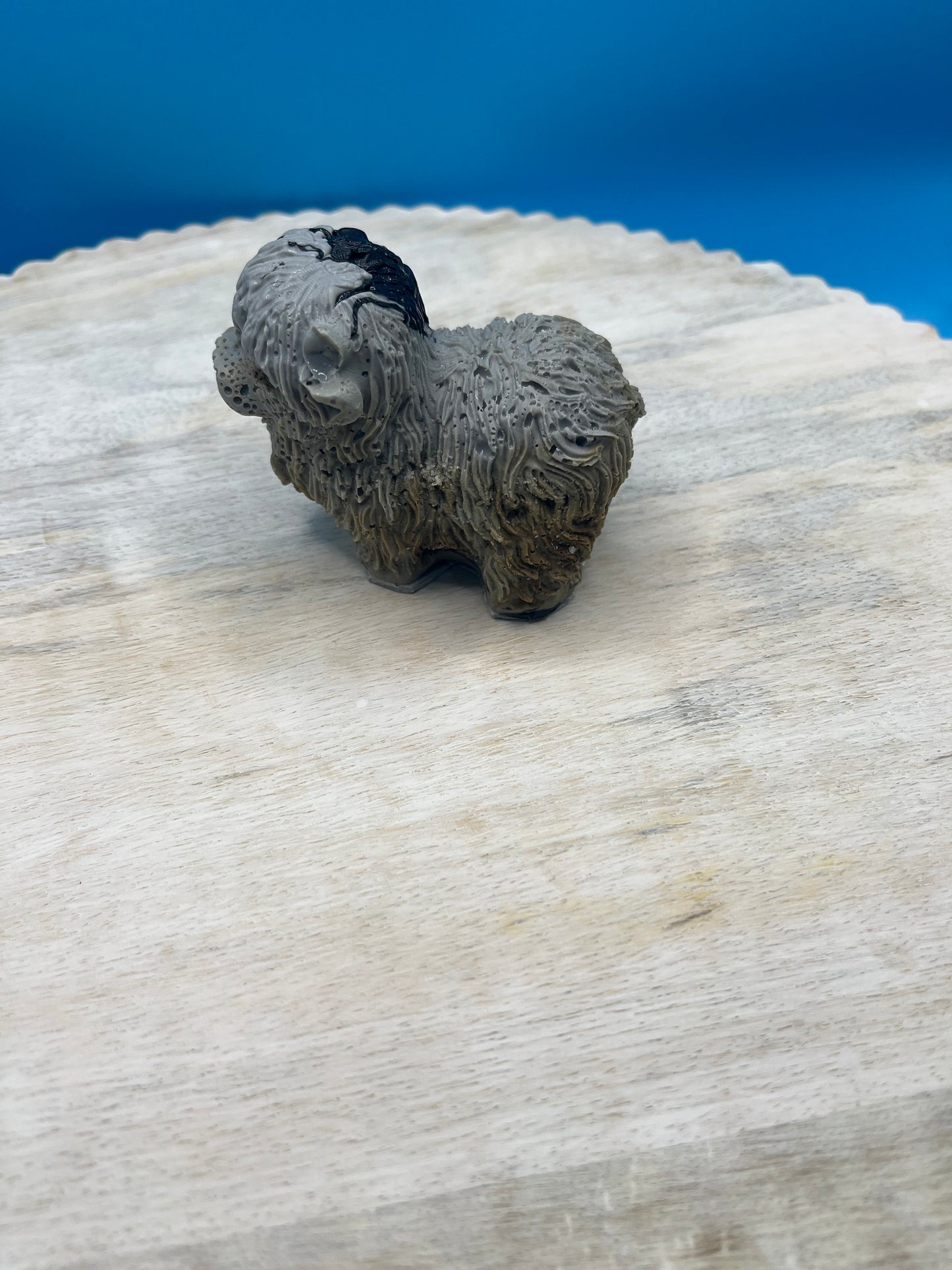 Highland Cow Desk Figurine – Grey & Black Swirl | Handmade Cute Desk Decor & Animal Gift